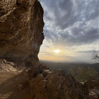 Wind Cave Trail - Hiking Near Me - Mesa, Arizona