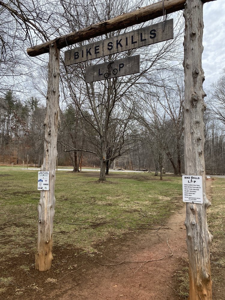 Waid Recreation Park Logo