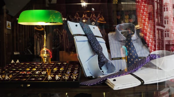 New & Lingwood by null