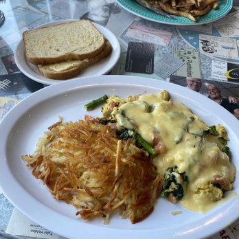 Buddy's Diner - Asparagus Breakfast Special  (with hashbrowns and toast) - Diners Near Me - Eugene, Oregon