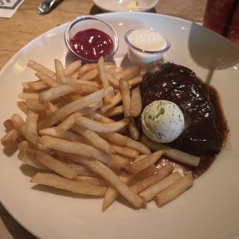 The Cheesecake Factory - Desserts Near Me - Miami, Florida