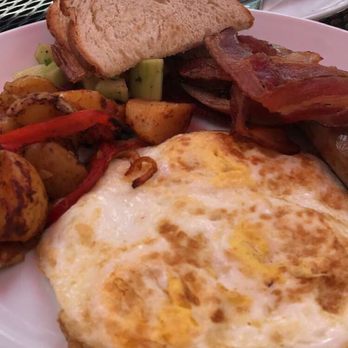 Boulevard Five 72 - The big breakfast for Sunday brunch. Amazing!!! - New American Near Me - Kenilworth, New Jersey