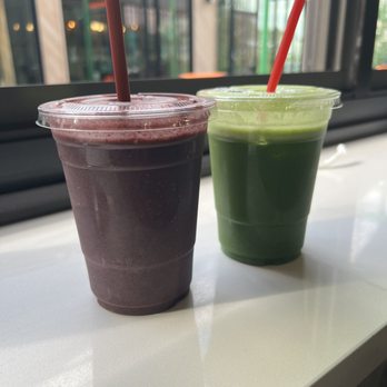 Tight Squeeze Acai Bar - Happiness and Green Extreme - Juice Bars & Smoothies Near Me - Houston, Texas Tight Squeeze Acai Bar - Happiness and Green Extreme - Juice Bars & Smoothies Near Me - Houston, Texas