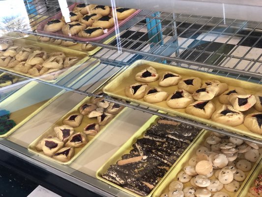 Diamond Bakery by null