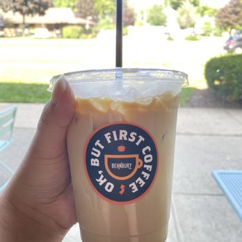 Beanbury - Vanilla Lavender Latte - Coffee & Tea Near Me - Succasunna, New Jersey
