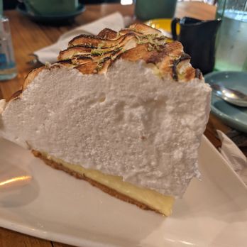 Moondog Cafe & Bakery - Key Lime Pie - Cafes Near Me - Key West, Florida