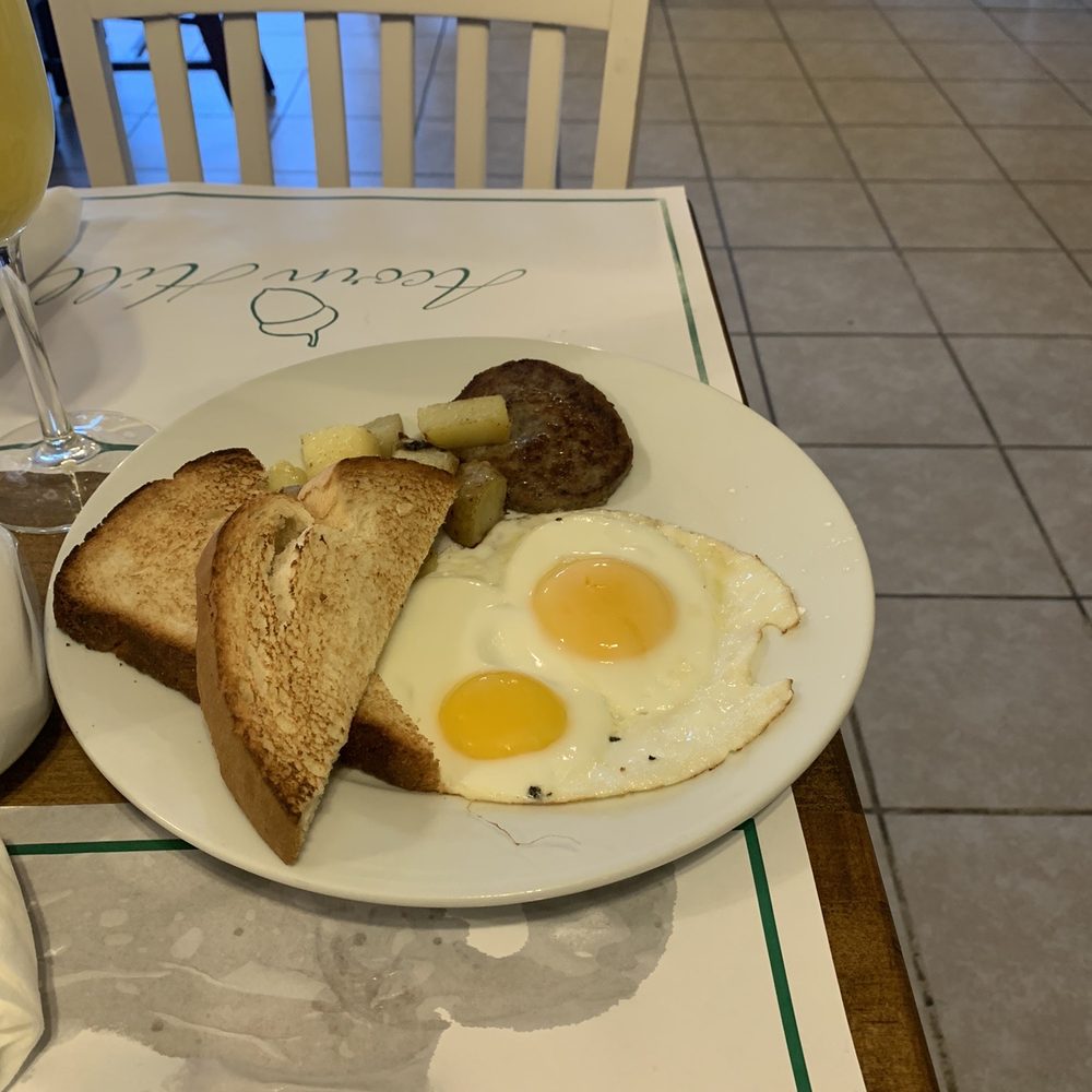 Acorn Hill Bistro - Over easy eggs, toast, home fries and sausage - New American Near Me - Lynchburg, Virginia Acorn Hill Bistro - Over easy eggs, toast, home fries and sausage - New American Near Me - Lynchburg, Virginia