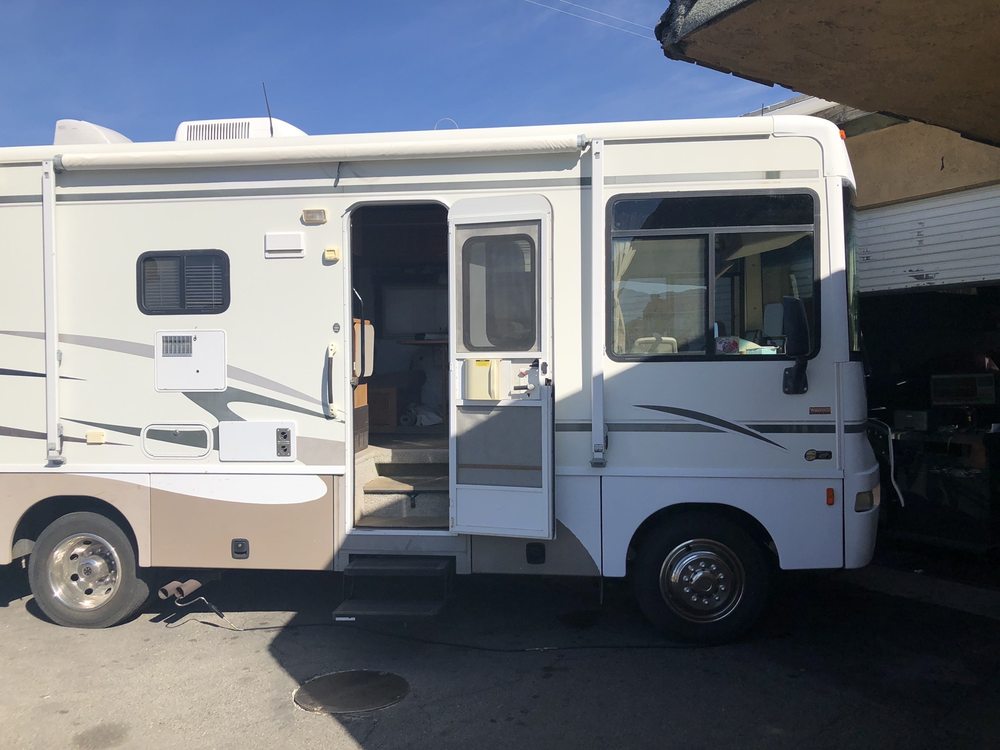 SMOG DOGYUCCA VALLEY 11 Photos & 50 Reviews 56530 29 Palms Hwy