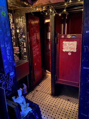 Milano's Bar by null