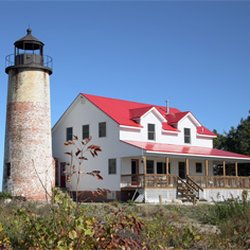 Charity island - Charity Island lighthouse and light keeper's home.
