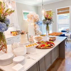 Darlene's Flower & Gift Shop