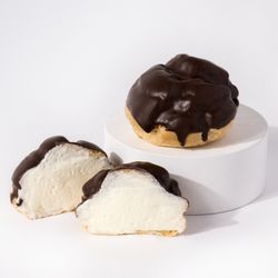 YAAAS TEA-Huntington - Chocolate Cream Puff (2pc)