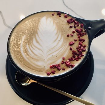 Presso Coffee - The raspberry mocha is both beautiful and delicious! - Coffee & Tea Near Me - Vancouver, Washington