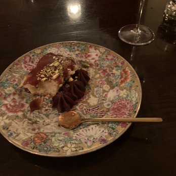 Queen's English - Salted caramel cake - Hong Kong Style Cafe Near Me - Washington, DC, District of Columbia