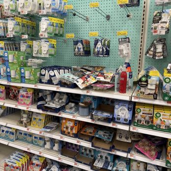 Target - Department Stores Near Me - Warwick, Rhode Island