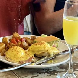 Eggs Benedict & a mimosa