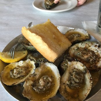 Half Shell Oyster House - Small oysters - Seafood Near Me - Biloxi, Mississippi Half Shell Oyster House - Small oysters - Seafood Near Me - Biloxi, Mississippi