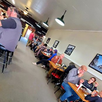 Geraldi’s - Pizza Near Me - McMinnville, Oregon