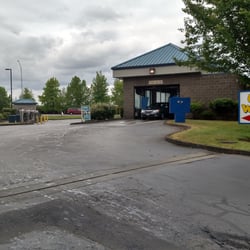 Roberson Carwash - Entry view from Ryan Dr