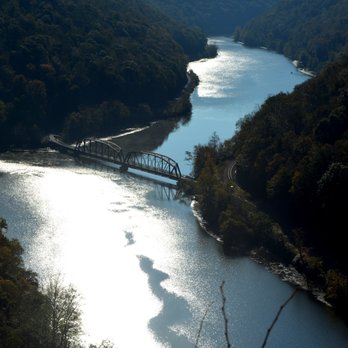 Hawks Nest State Park - Looking upriver from the overlook - Parks Near Me - Ansted, West Virginia