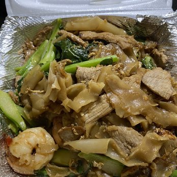 Lucki Thai - Pad See Ewe - Thai Near Me - Las Vegas, Nevada Lucki Thai - Pad See Ewe - Thai Near Me - Las Vegas, Nevada