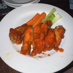 Nick and Nino's Pub - Buffalo Wings