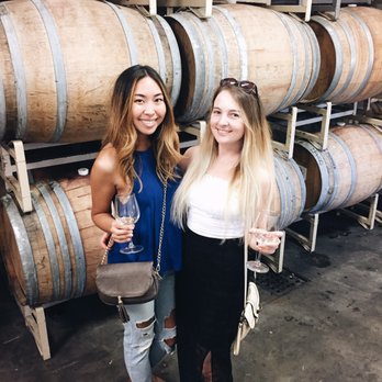 Miramonte Winery - Wineries Near Me - Temecula, California