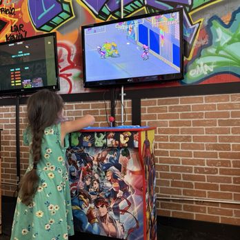 Legit Dogs & Ice - TMNT !!!! YES!!!! - Burgers Near Me - South Elgin, Illinois