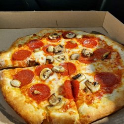 Personal pan.. with pepperoni and mushrooms