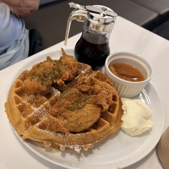 Brunch Bean - Chicken & waffle - Breakfast & Brunch Near Me - Johns Creek, Georgia Brunch Bean - Chicken & waffle - Breakfast & Brunch Near Me - Johns Creek, Georgia