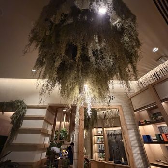 1 Hotel Seattle - Shop - Hotels Near Me - Seattle, Washington
