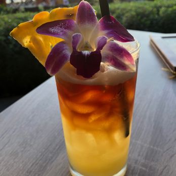 Ama Ama Restaurant - Mai tai - New American Near Me - Kapolei, Hawaii
