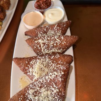 Hart's Garage - Mozzarella Wedges - New American Near Me - Hampshire, Illinois Hart's Garage - Mozzarella Wedges - New American Near Me - Hampshire, Illinois