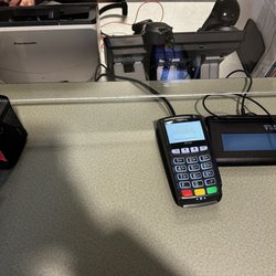Providence Mill Creek Walk-In Care - If you look closely, the phone on the left is off the hook.