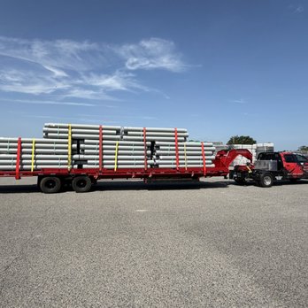 Venice Truck Service - One of our commercial CDL A hotshot truck and trailers - Commercial Truck Repair Near Me Venice Truck Service - One of our commercial CDL A hotshot truck and trailers - Commercial Truck Repair Near Me