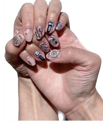 Hana Nail