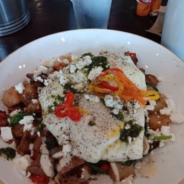 Chimichurri steak hash (seasonal)