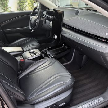 BeeZee Mobile Detailing - Auto Detailing Near Me BeeZee Mobile Detailing - Auto Detailing Near Me