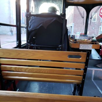 Salem Trolley - Historical Tours Near Me - Salem, Massachusetts
