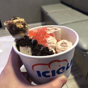 ICICLES - Strawberry Fantasy with Toasted Marshmallow, Oreo, and Popping Boba - Desserts Near Me - San Francisco, California ICICLES - Strawberry Fantasy with Toasted Marshmallow, Oreo, and Popping Boba - Desserts Near Me - San Francisco, California