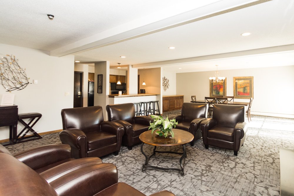 EDINA PARK APARTMENTS 4480 Parklawn Ave, Minneapolis, Minnesota