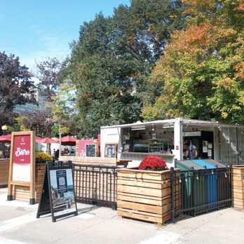 Confederation Park - Little seasonal Bistro (Moulin in the Park) in Confederation Park. - Parks Near Me - Ottawa, Ontario
