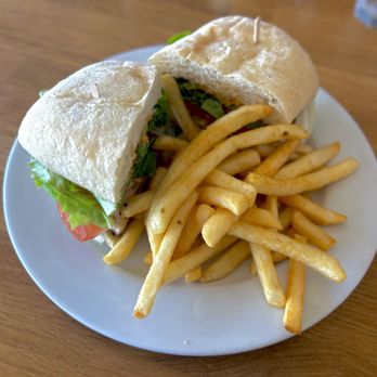 Zelda's - Chipotle Chicken Sandwich - Bars Near Me - Capitola, California Zelda's - Chipotle Chicken Sandwich - Bars Near Me - Capitola, California