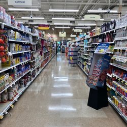 Hannaford - Hannaford Ballston Lake NY. Very clean and well kept.