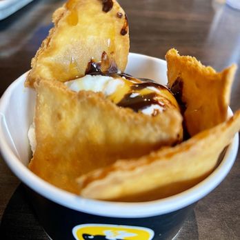 Buffalo Wild Wings - loaded ice cream - American Near Me - Honolulu, Hawaii Buffalo Wild Wings - loaded ice cream - American Near Me - Honolulu, Hawaii