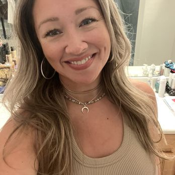 Blush Salon AZ - Another selfie different lighting lol! - Hair Salons Near Me - Goodyear, Arizona Blush Salon AZ - Another selfie different lighting lol! - Hair Salons Near Me - Goodyear, Arizona