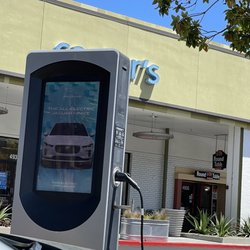 Carter's - Charging station outside