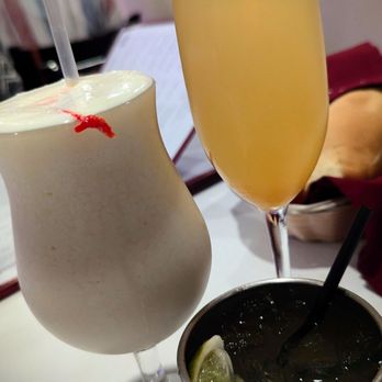 Assaggio Italian Restaurant - Piña Colada, Peach Bellini, Moscow Mule - Italian Near Me - Kailua, Hawaii
