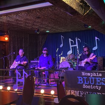 Hernando’s Hide-A-Way - Great food but even better BLUES! You are wasting your time on Beal.... come to Hernandos! - New American Near Me - Memphis, Tennessee
