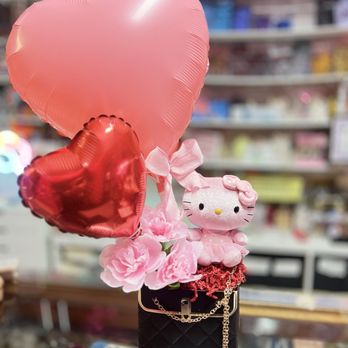 Dollar Tree - Hello kitty gift basket - Discount Store Near Me - Berwyn, Illinois